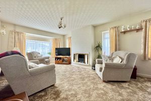 Lounge- click for photo gallery